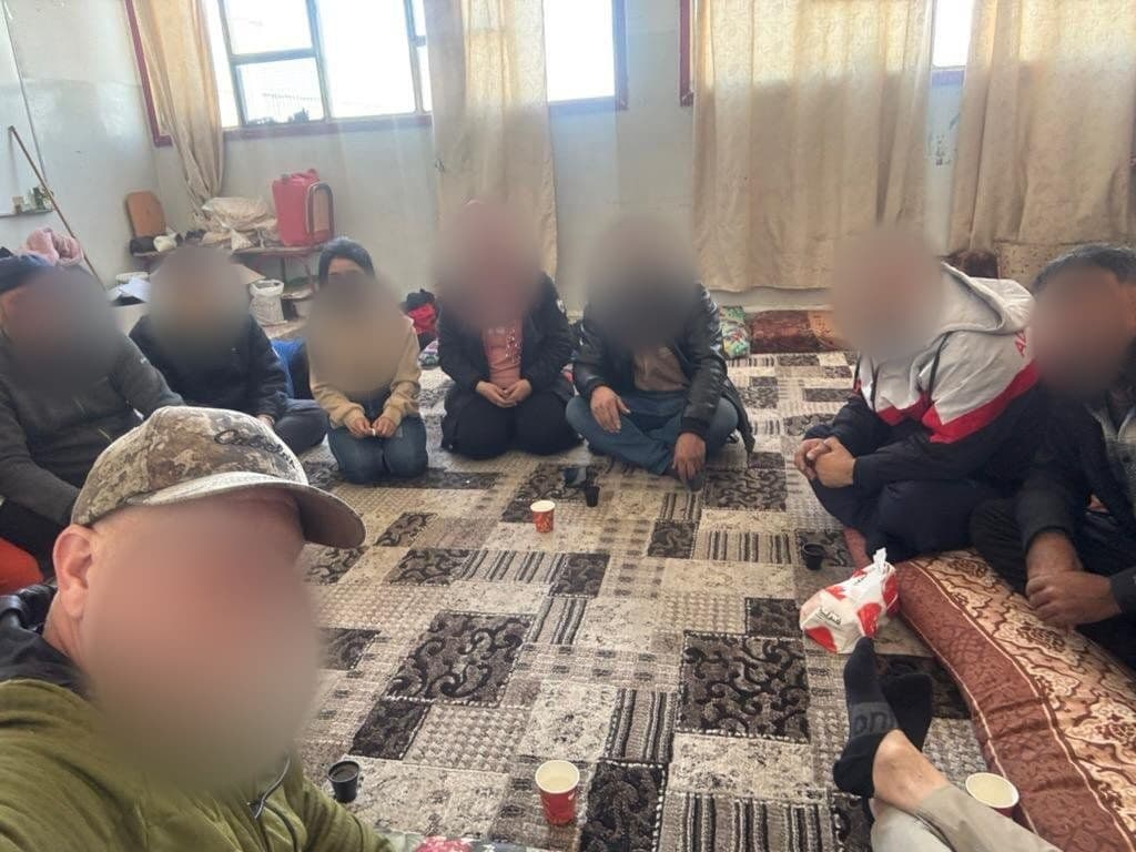 Sitting with displaced families